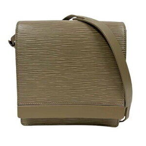 Louis Vuitton Biarritz Shoulder Bag Epi B